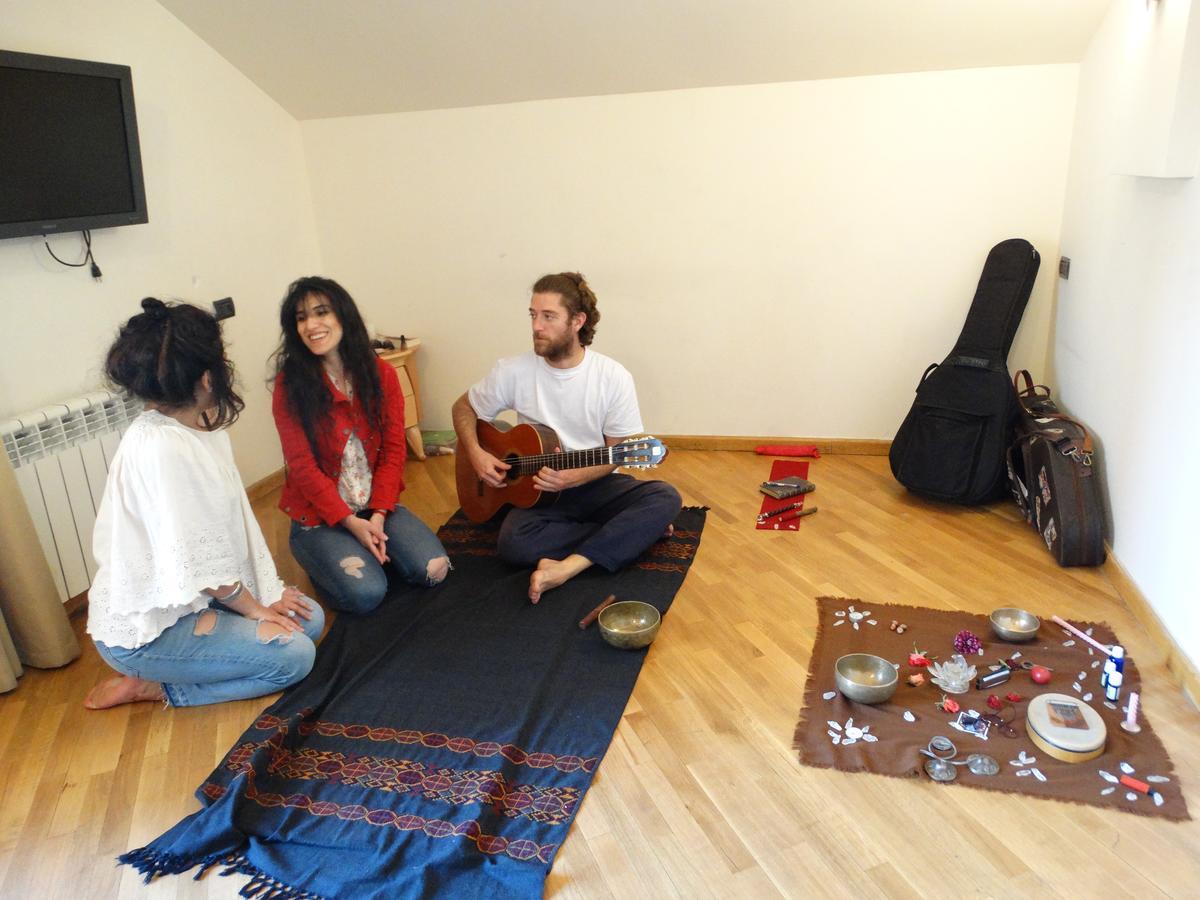 Destiny 1 Hostel Yerevan Bagian luar foto