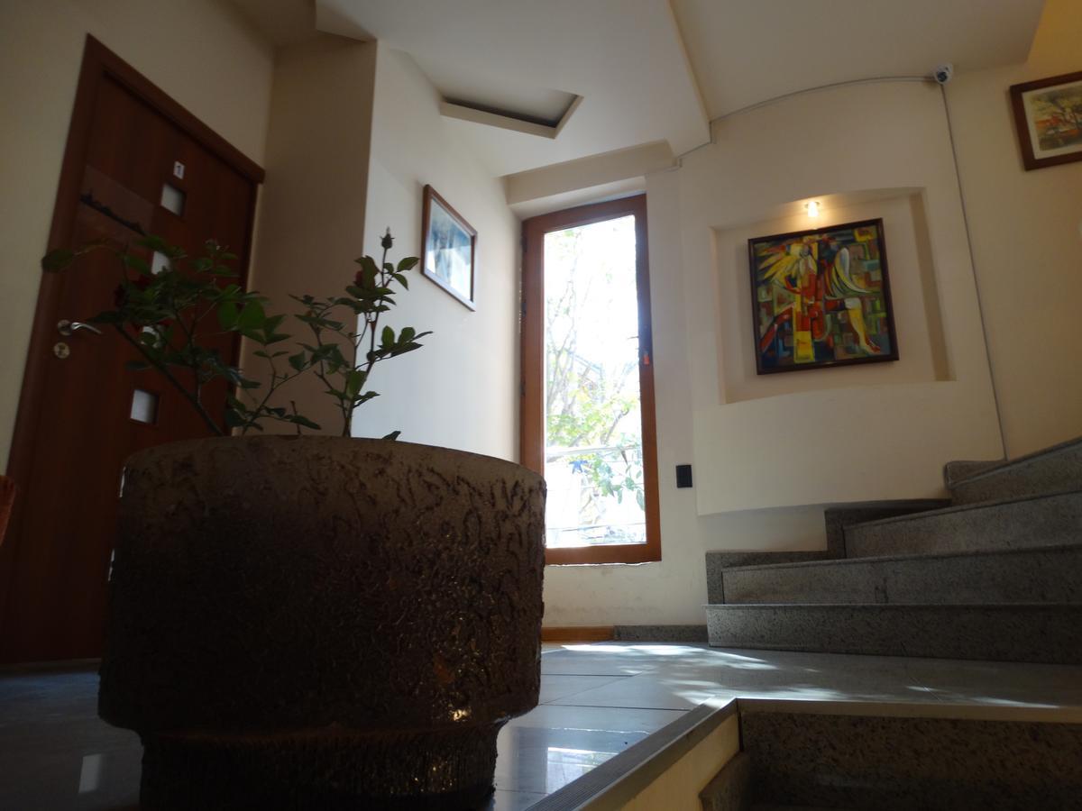 Destiny 1 Hostel Yerevan Bagian luar foto